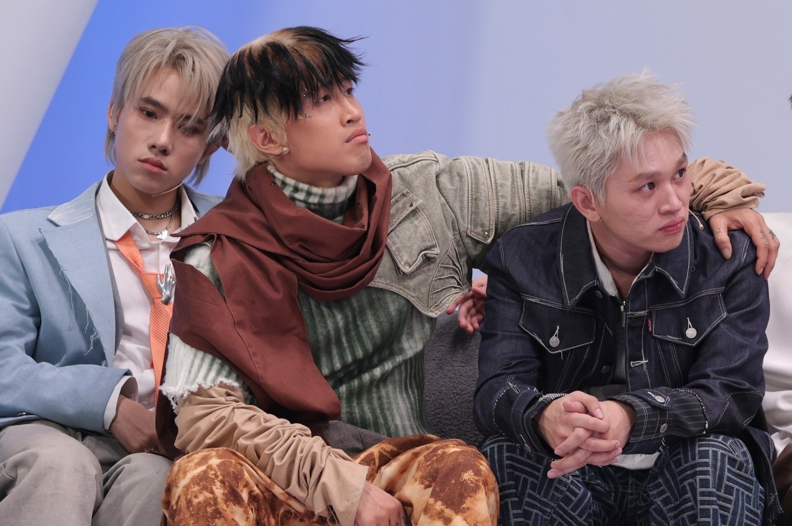 Ket qua Anh trai 'say hi' gay buc xuc hinh anh