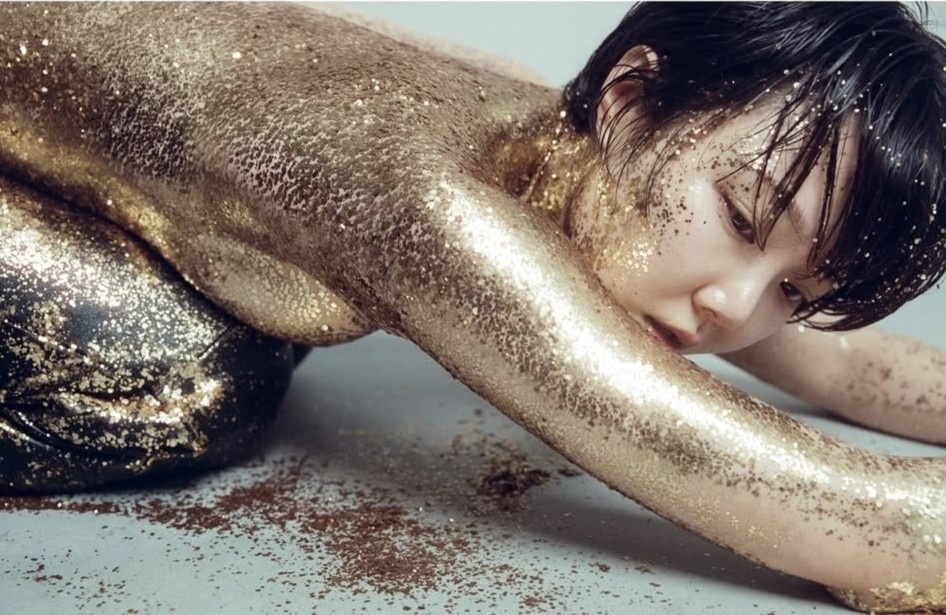 Anh ban khoa than tao bao cua Son Soo Ah hinh anh