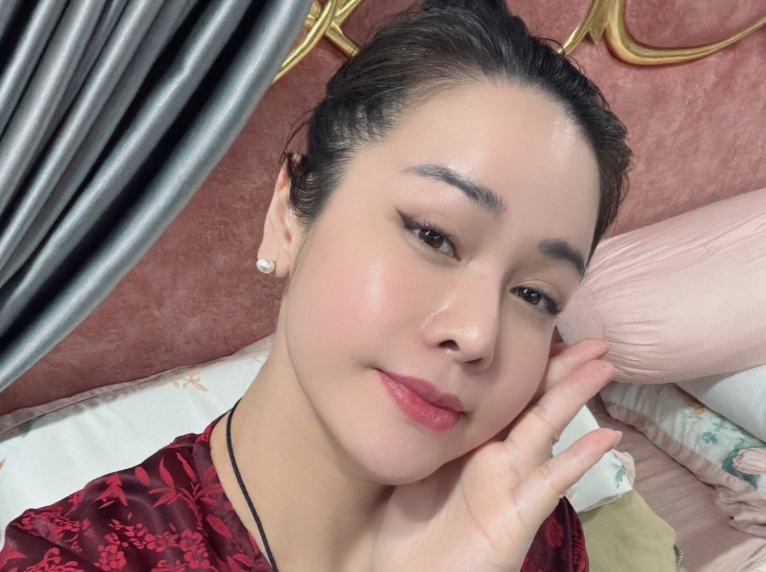 Nhat Kim Anh gan day nhu nao hinh anh