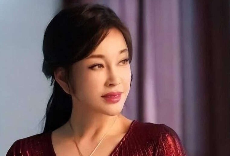 Tinh trang dang lo cua Luu Hieu Khanh hinh anh