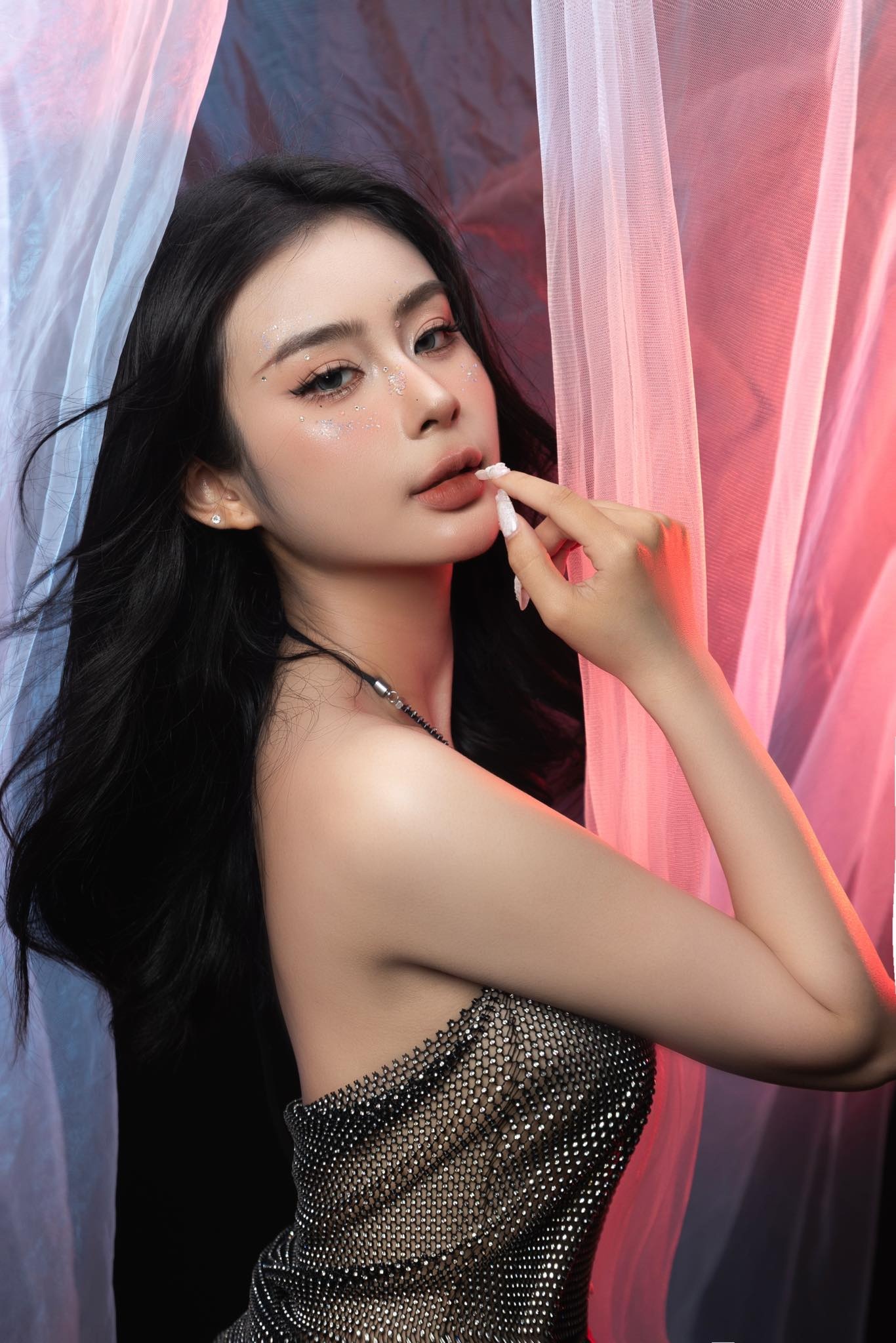 Phim giờ vàng ảnh 10 Phim gio vang anh 10