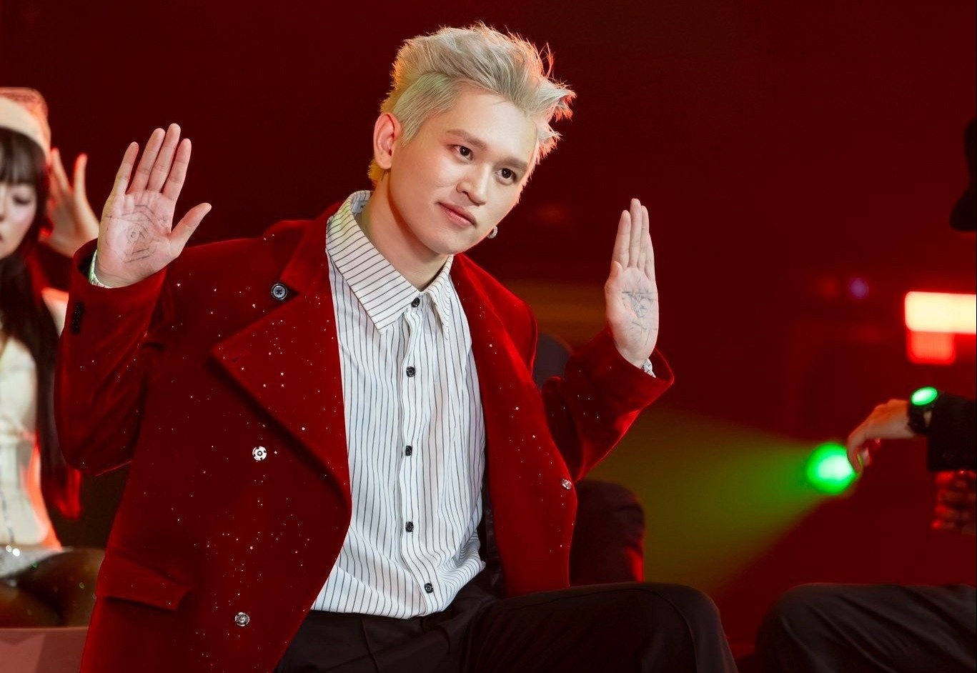 Ai manh nhat Anh trai 'say hi' hinh anh