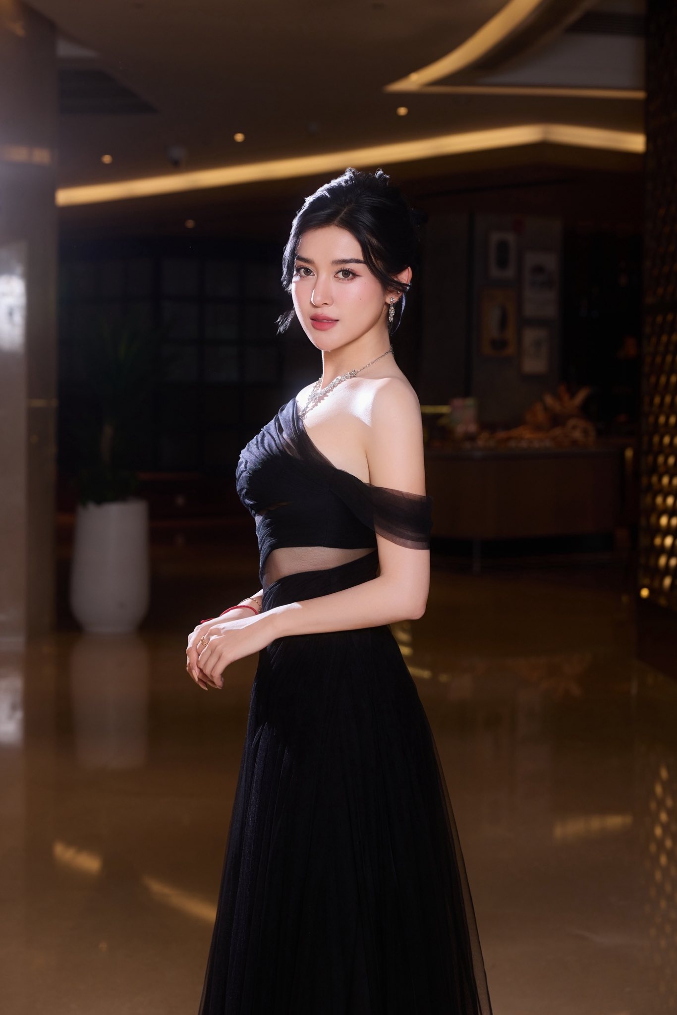 Huyền My ảnh 5 Huyen My anh 5