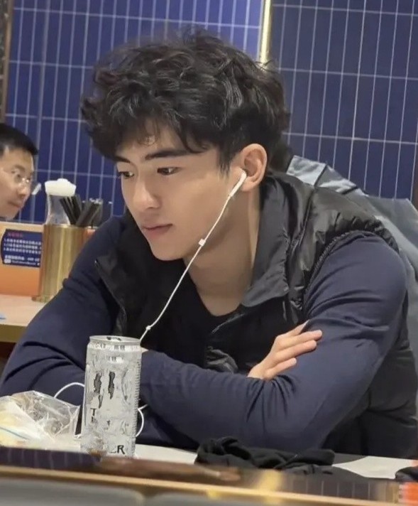 Tạ Đình Phong ảnh 1 Ta Dinh Phong anh 1