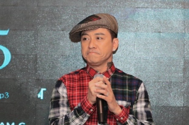 Tuan Hung nghen ngao nhac ve me hinh anh