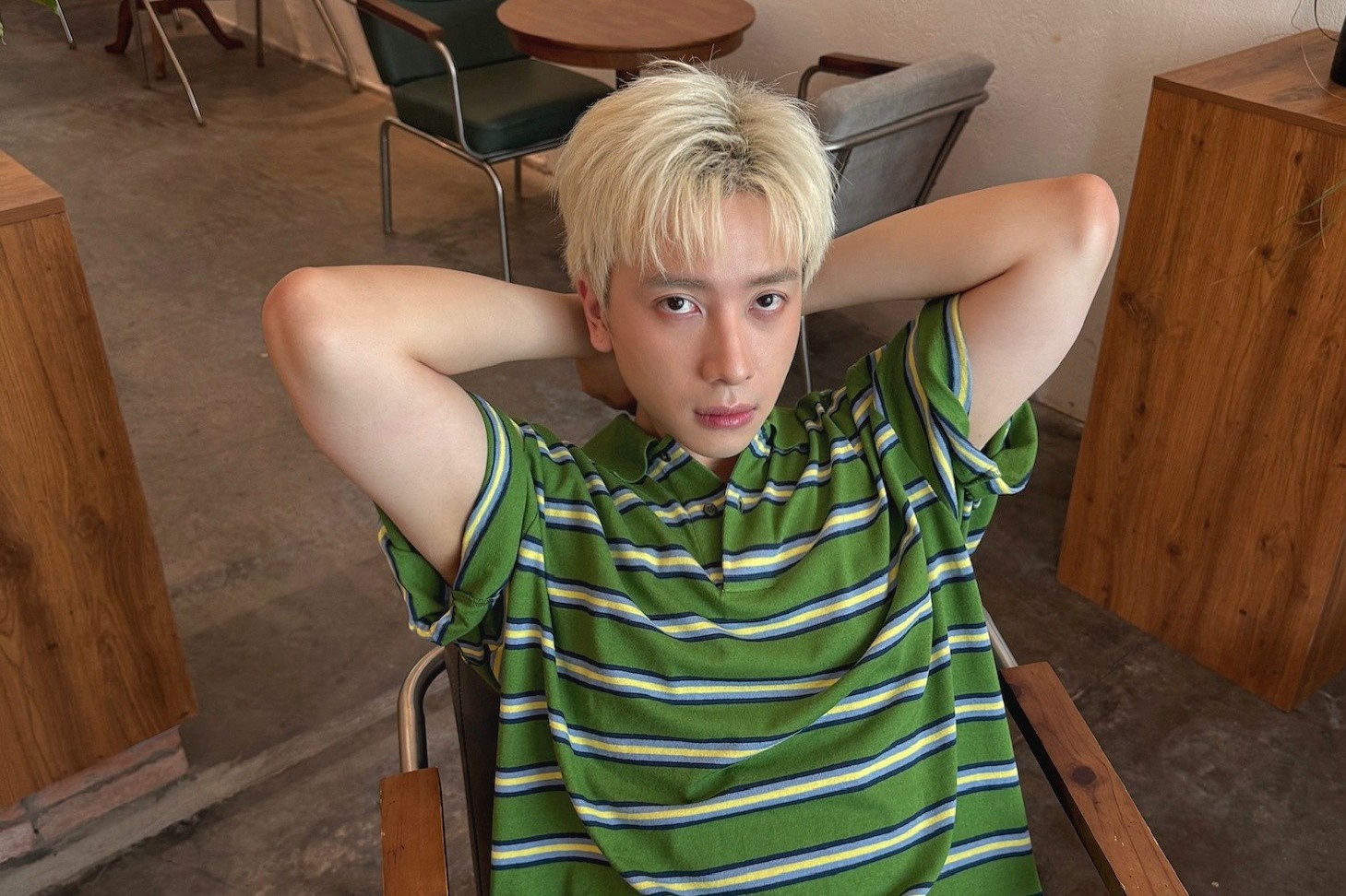 Them mot anh trai vuong tranh cai hinh anh