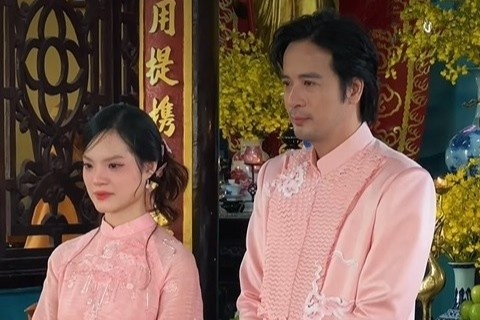 Le hang thuan cua dien vien Doan Minh Tai va ban gai kem 16 tuoi hinh anh