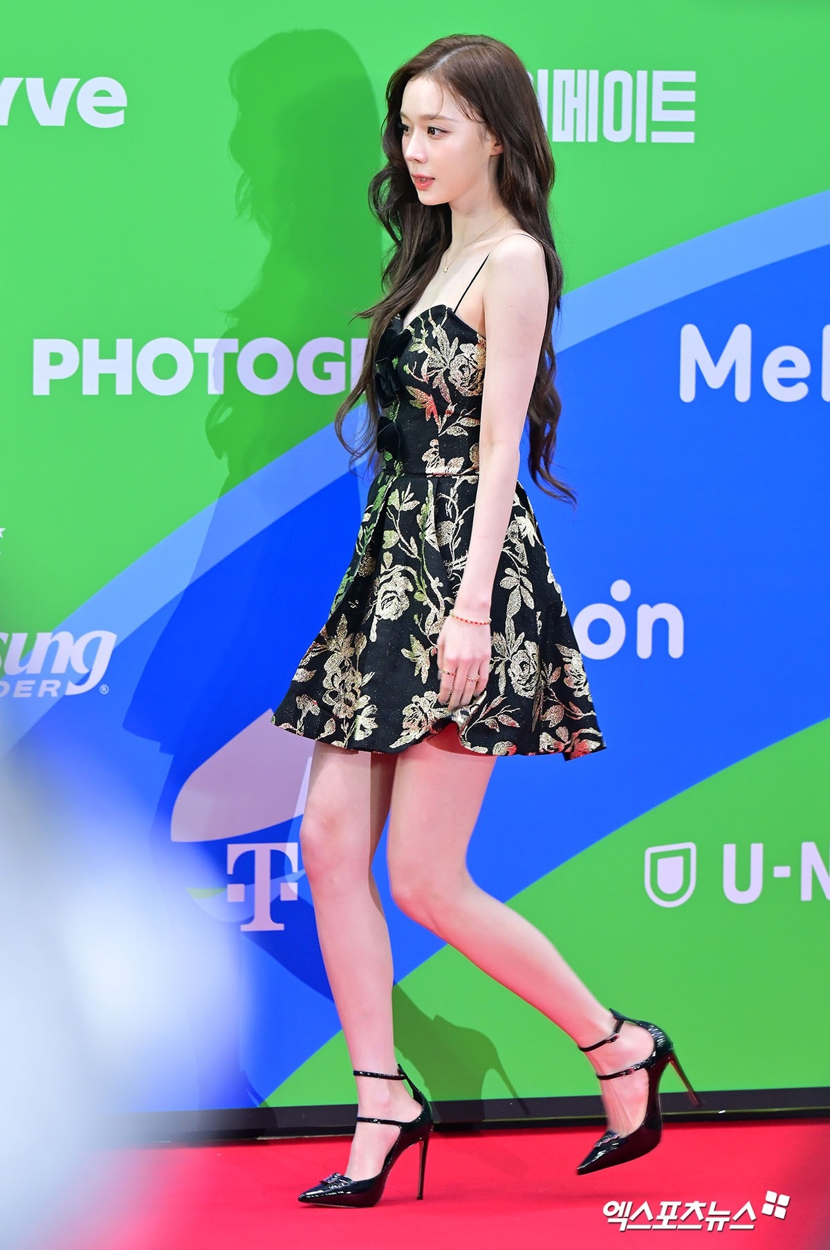 Jennie ảnh 6 Jennie anh 6