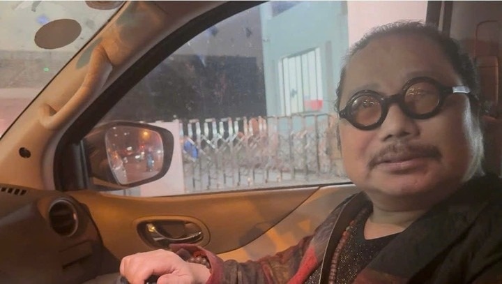 bon canh chim troi anh 1