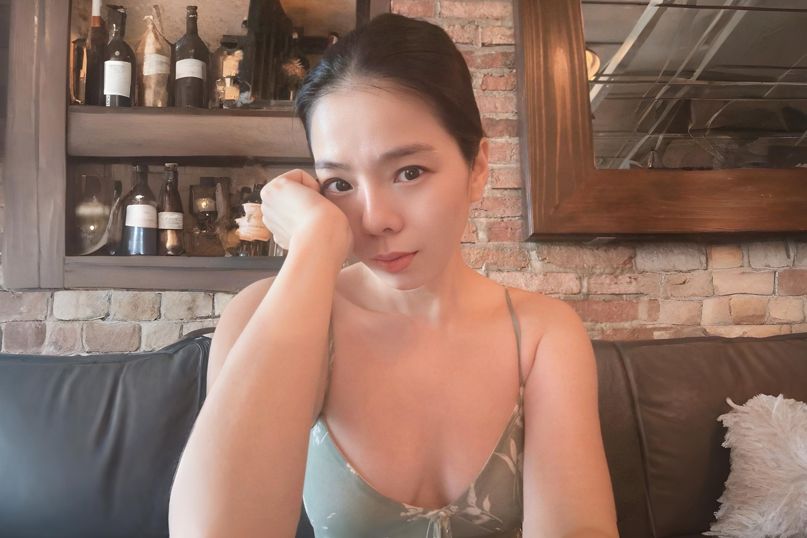 Thay gi tu tranh cai du doi cua Le Quyen hinh anh