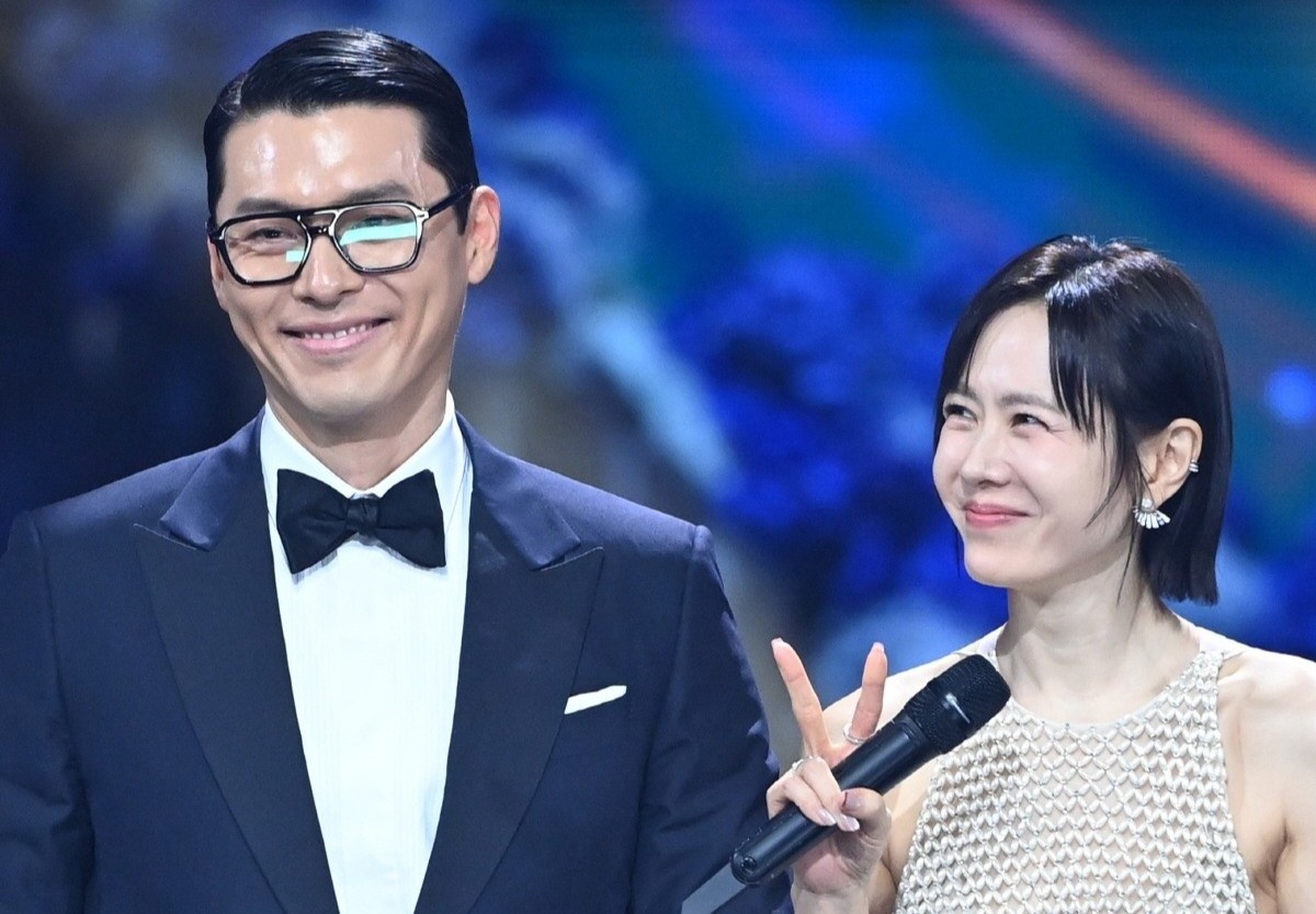 Vo chong Hyun Bin kiem bon tien hinh anh