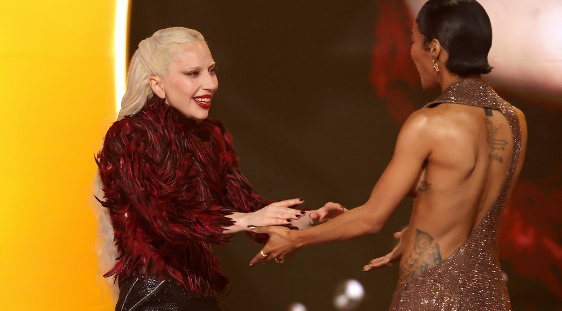 Lady Gaga, Billie Eilish thang Grammy hinh anh