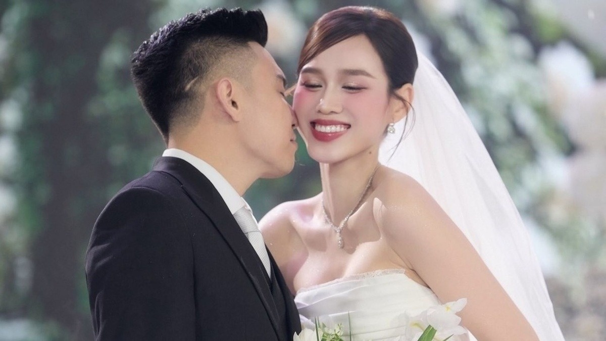 Do Thi Ha sau khi cuoi chong doanh nhan hinh anh