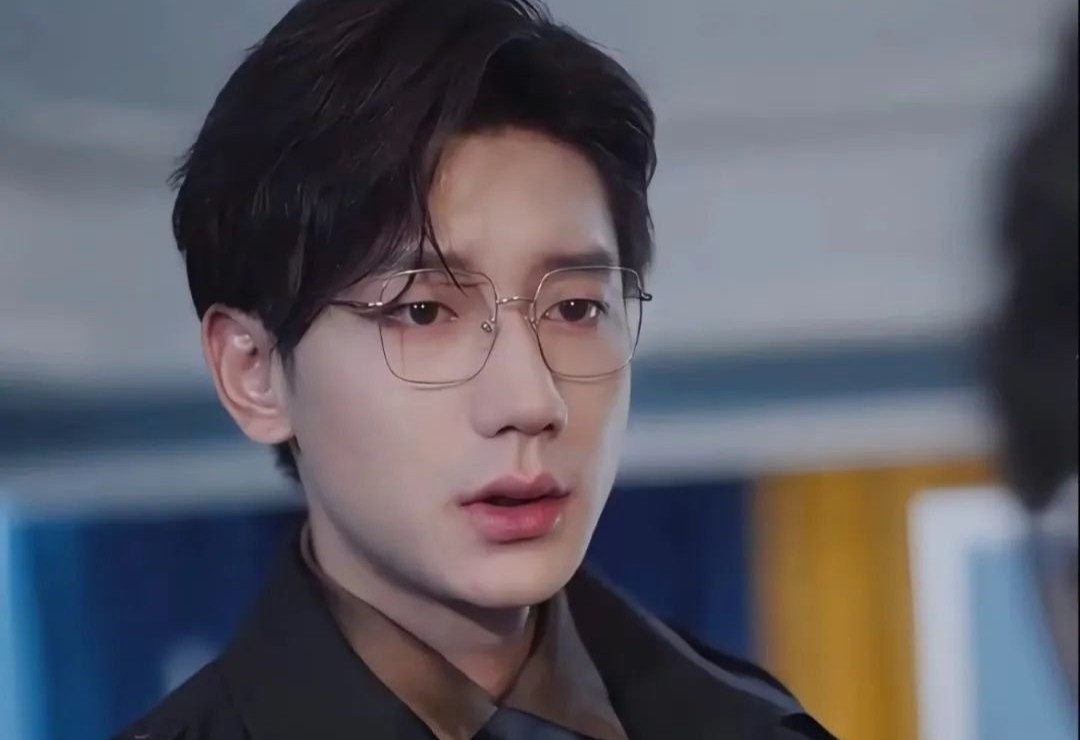 Nam than phim ngan ngoai tinh, danh vo sau 6 ngay cuoi hinh anh