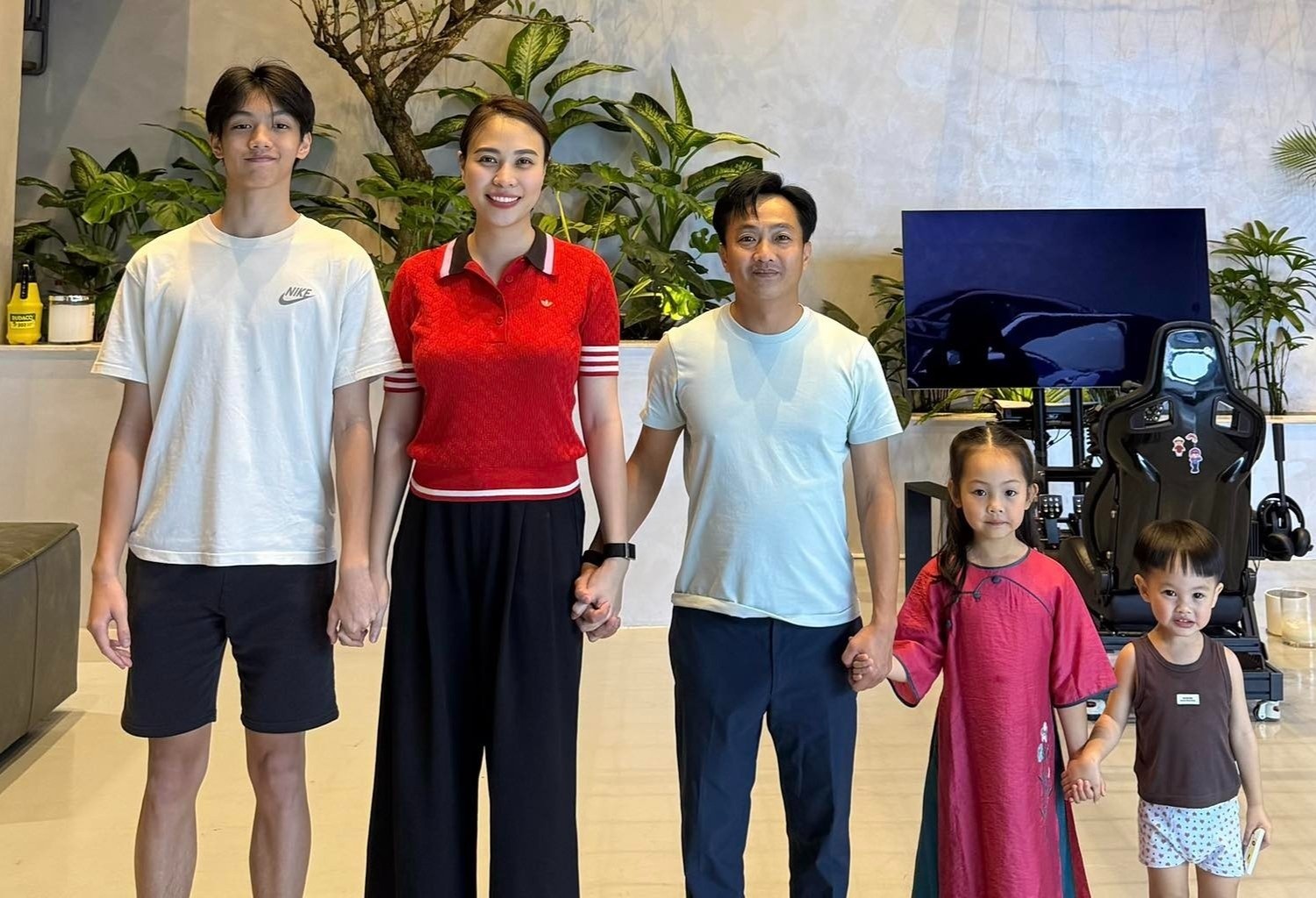 Hinh anh gay chu y cua gia dinh ong Nguyen Quoc Cuong hinh anh