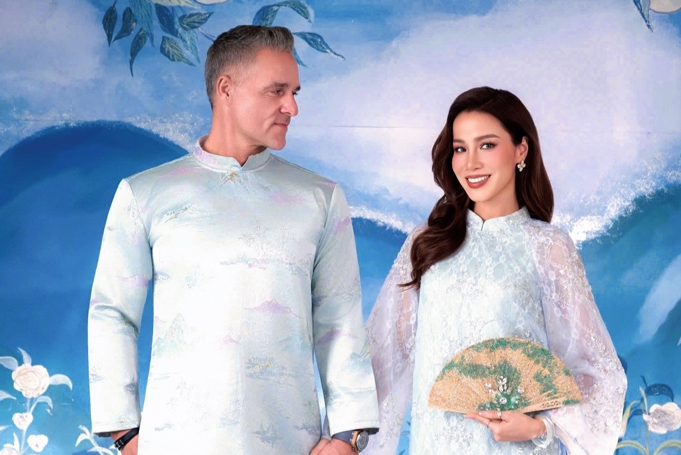 Dien vien Bao Truc duoc ban trai nguoi Duc cau hon hinh anh