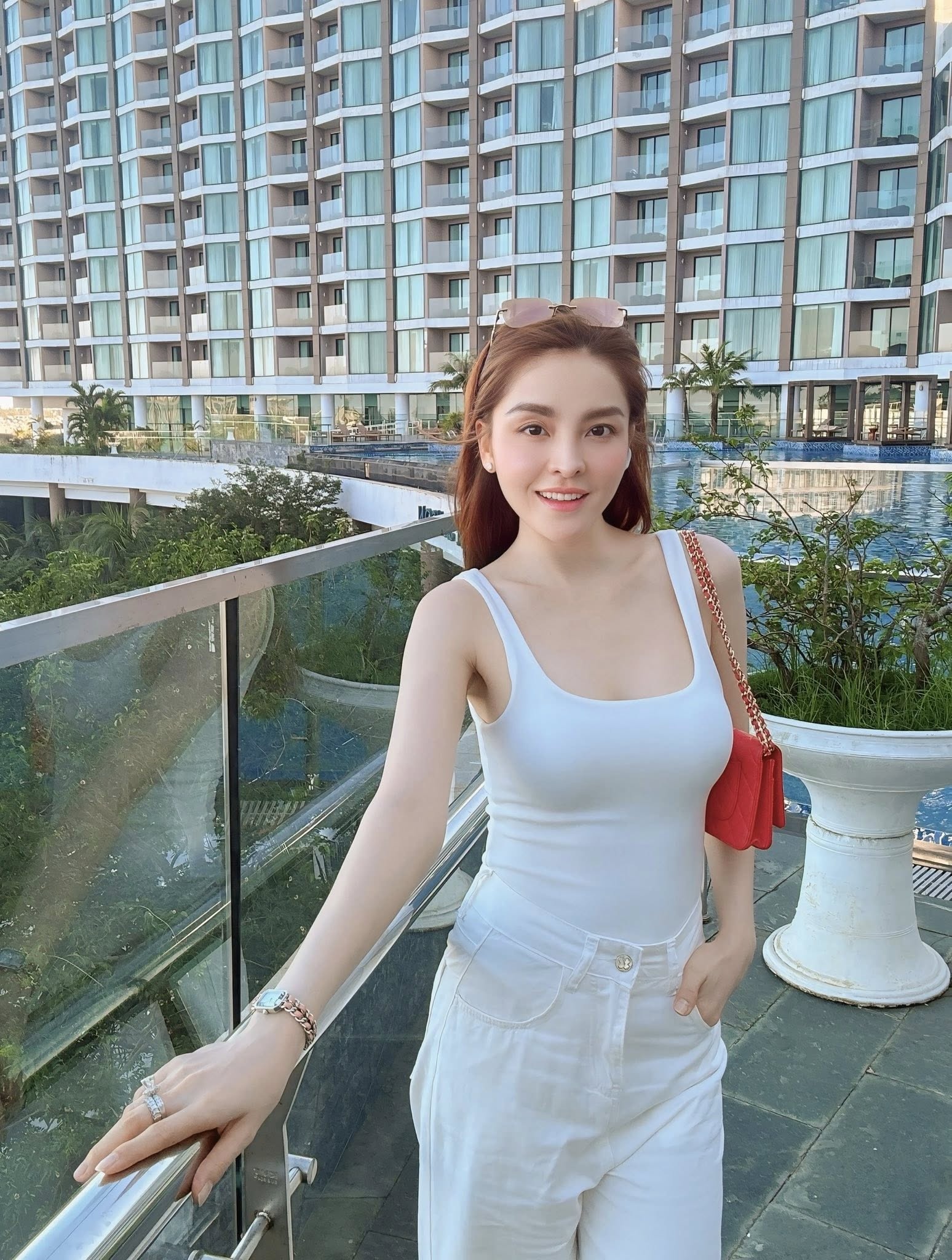 Ho Viet Trung anh 10