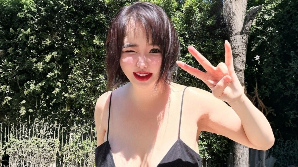 Park Bom gay soc hinh anh