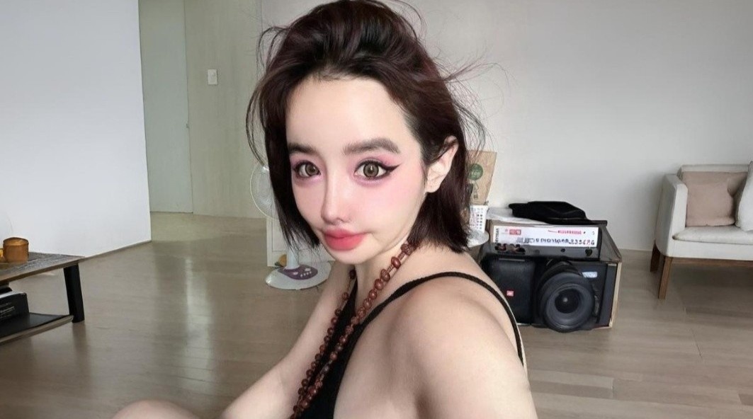 Park Bom lai gay ban tan hinh anh