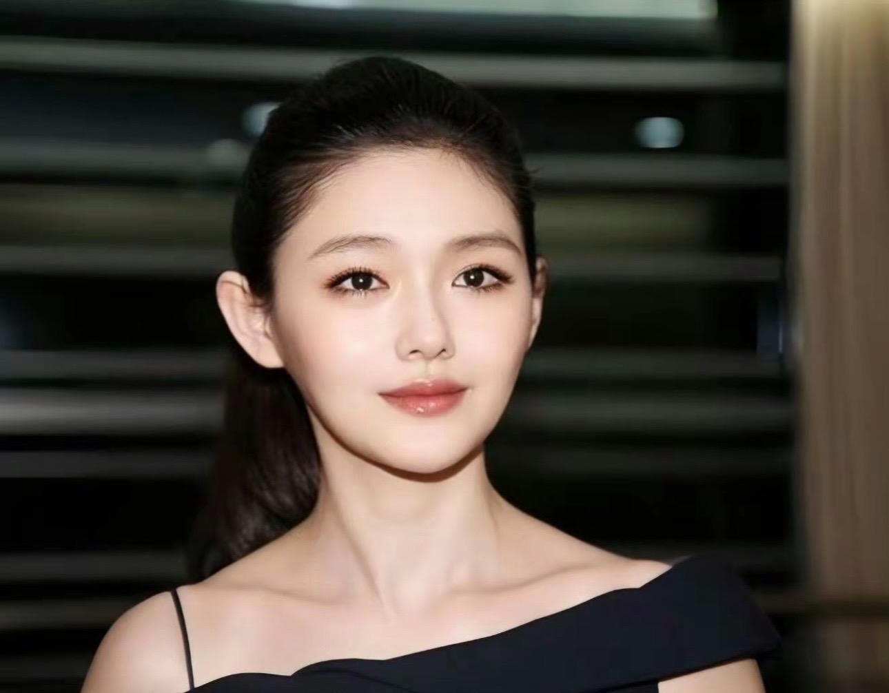 Gia dinh Tu Hy Vien phan chia tai san thua ke hinh anh