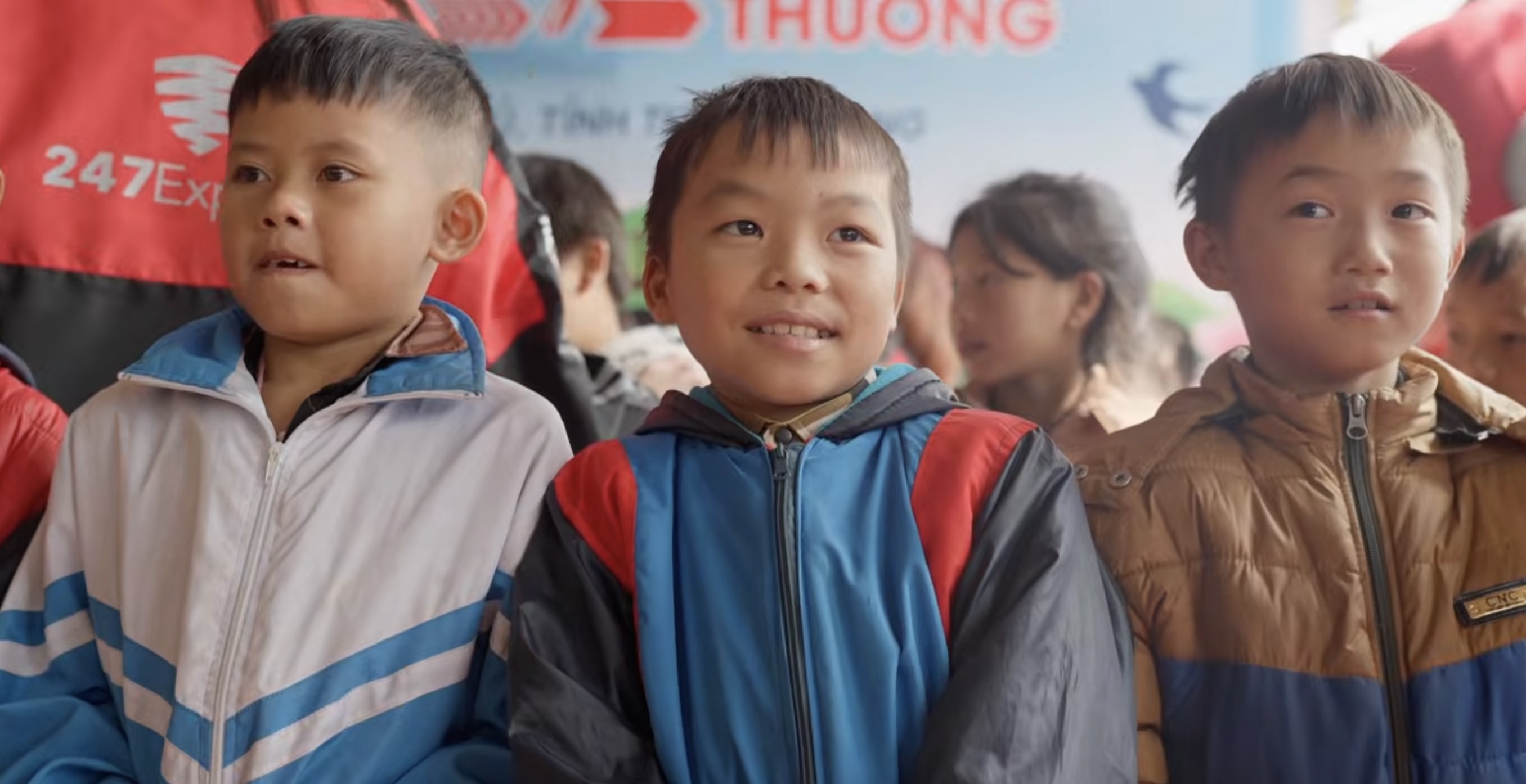 Hoa hau Huynh Thi Thanh Thuy khoe giong hinh anh