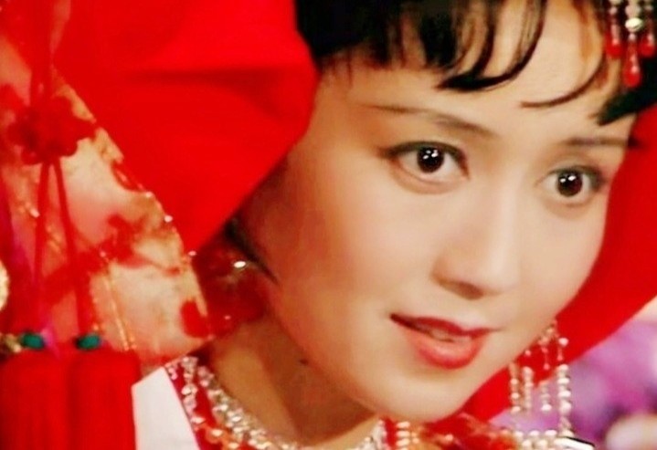 'Vo hut' cua Tru Bat Gioi phim 'Tay du ky': U80 van tre dep hinh anh