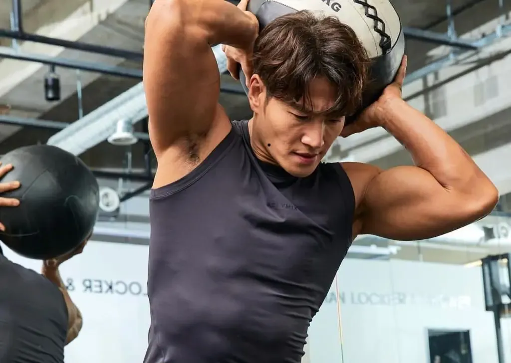 Ngoi sao Running Man mac benh la hinh anh