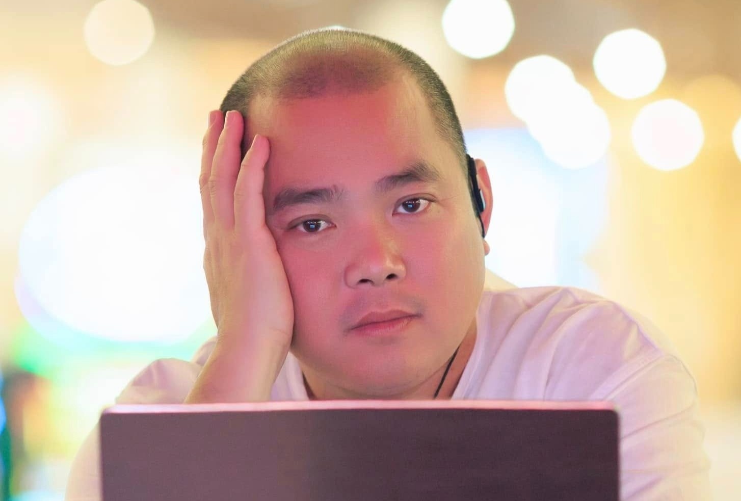 Chuyen xe co camera va bai hoc dat gia cho Minh Khang hinh anh