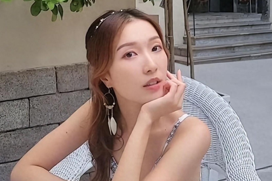 A hau Hong Kong ban nha sau khi chia tay ban trai ty phu hinh anh