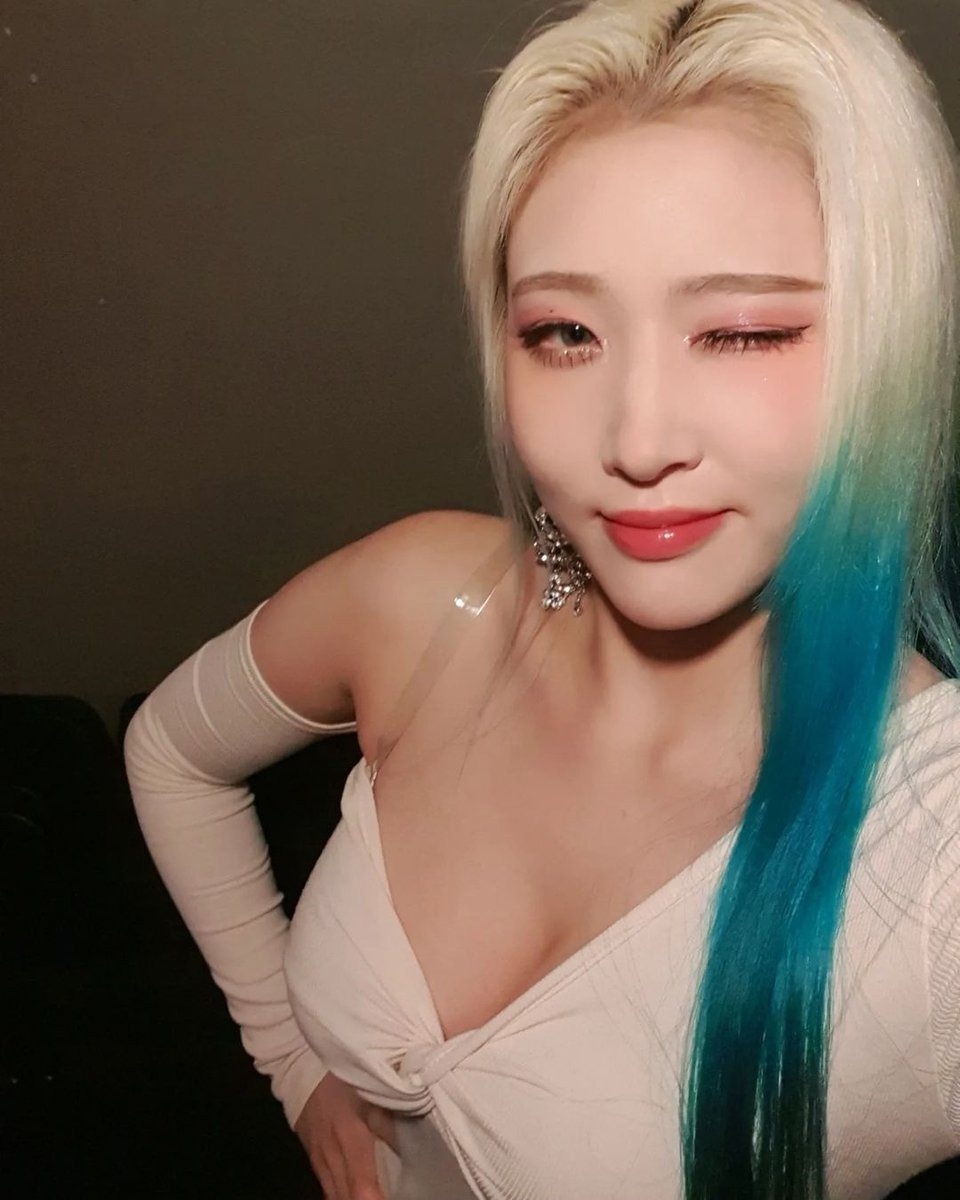 ca sĩ ảnh 1 ca si anh 1