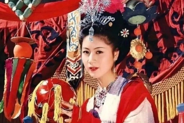 My nhan 'dat gia' nhat Tay du ky hinh anh