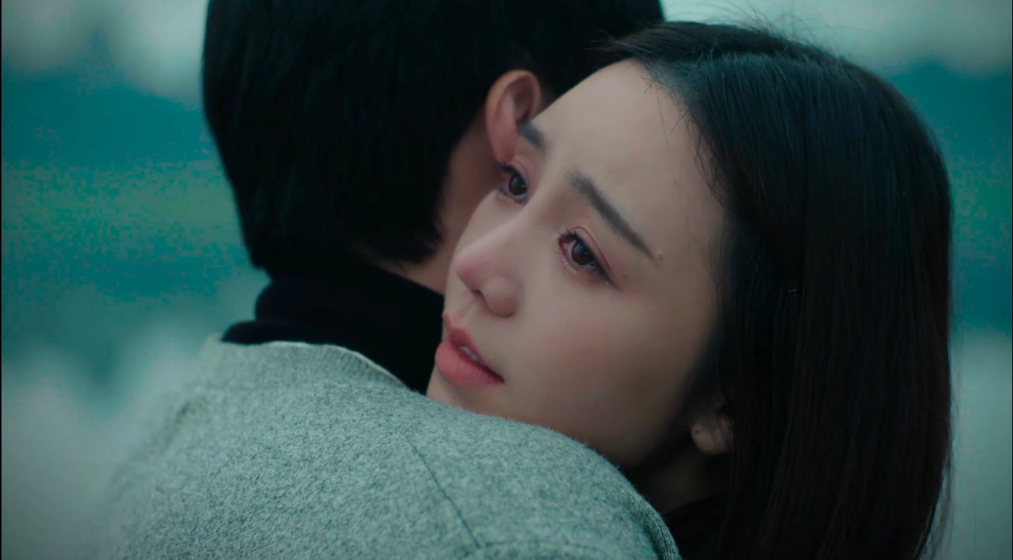 Quynh Kool chi biet khoc, nguoi xem doi 'dap tivi' hinh anh