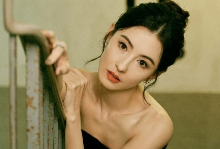 Doi tu cua Truong Ba Chi hinh anh