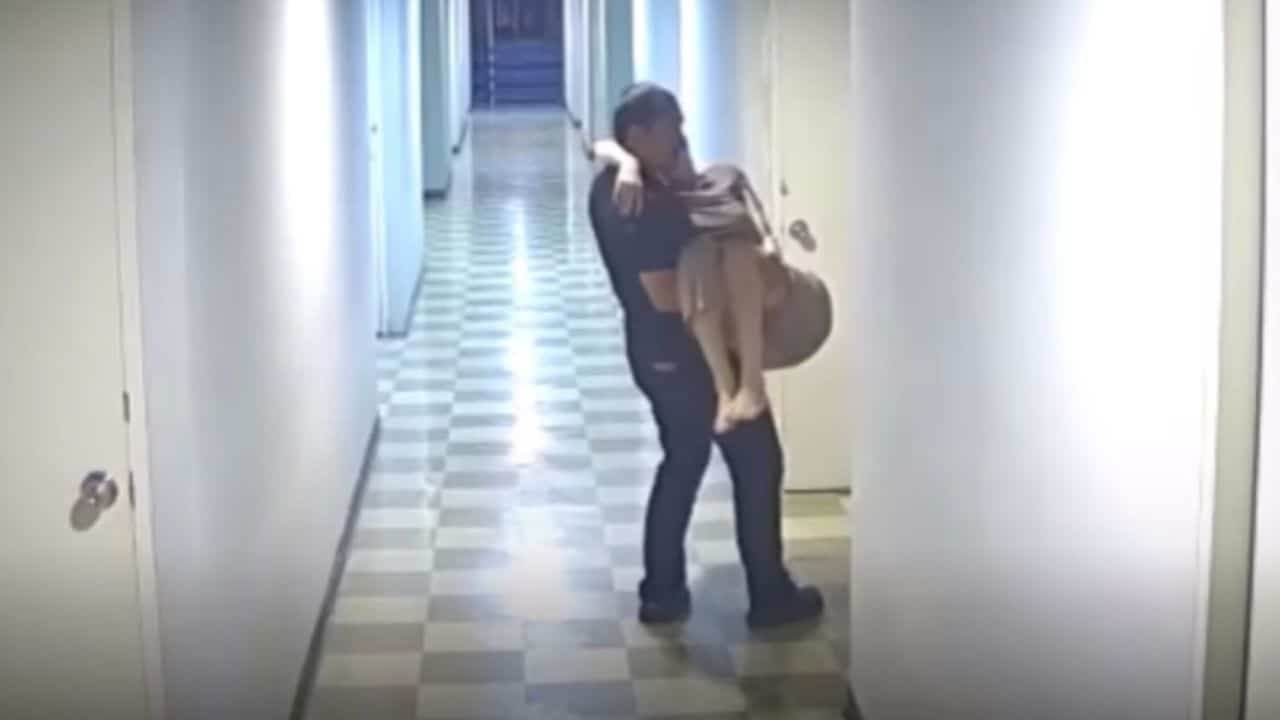 Bat giu nhan vien cuu ho xam hai nu dien vien Thai Lan hinh anh