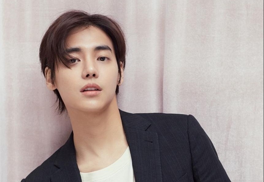 Nam rapper bien mat suot 6 nam hinh anh