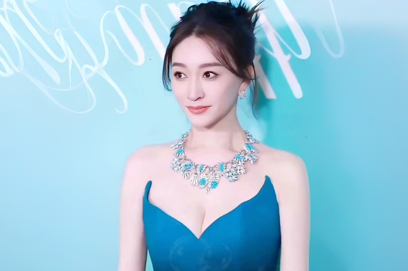 Doi thu cua Trang Phap gay sot o tuoi 50 hinh anh