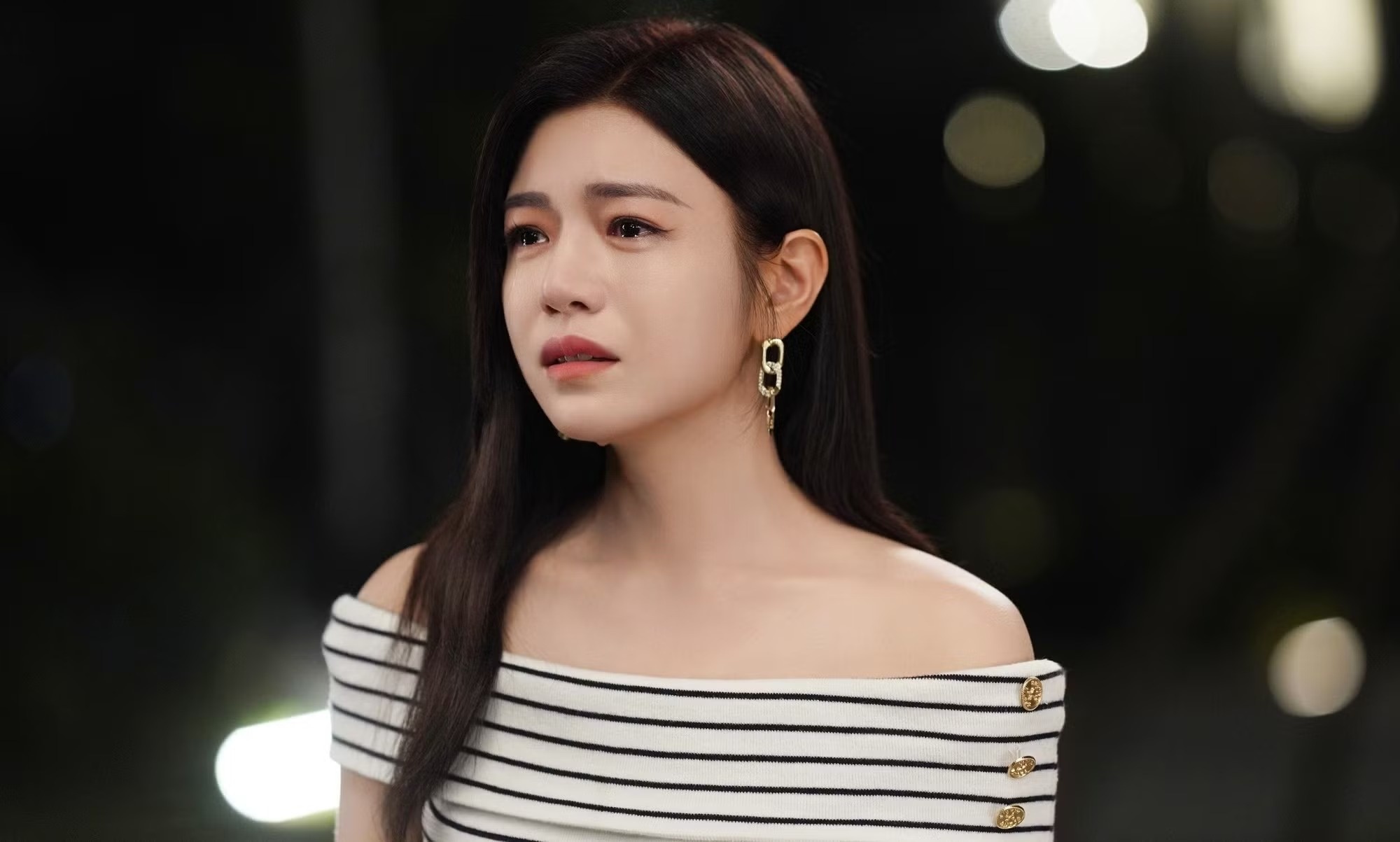 So tien nghe si nhan duoc khi ban hang gia hinh anh