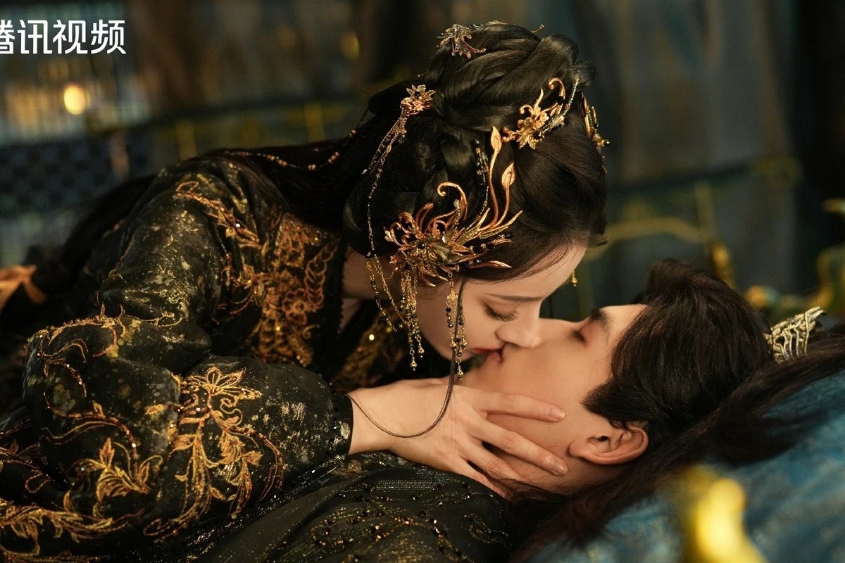 Dich Le Nhiet Ba anh 1