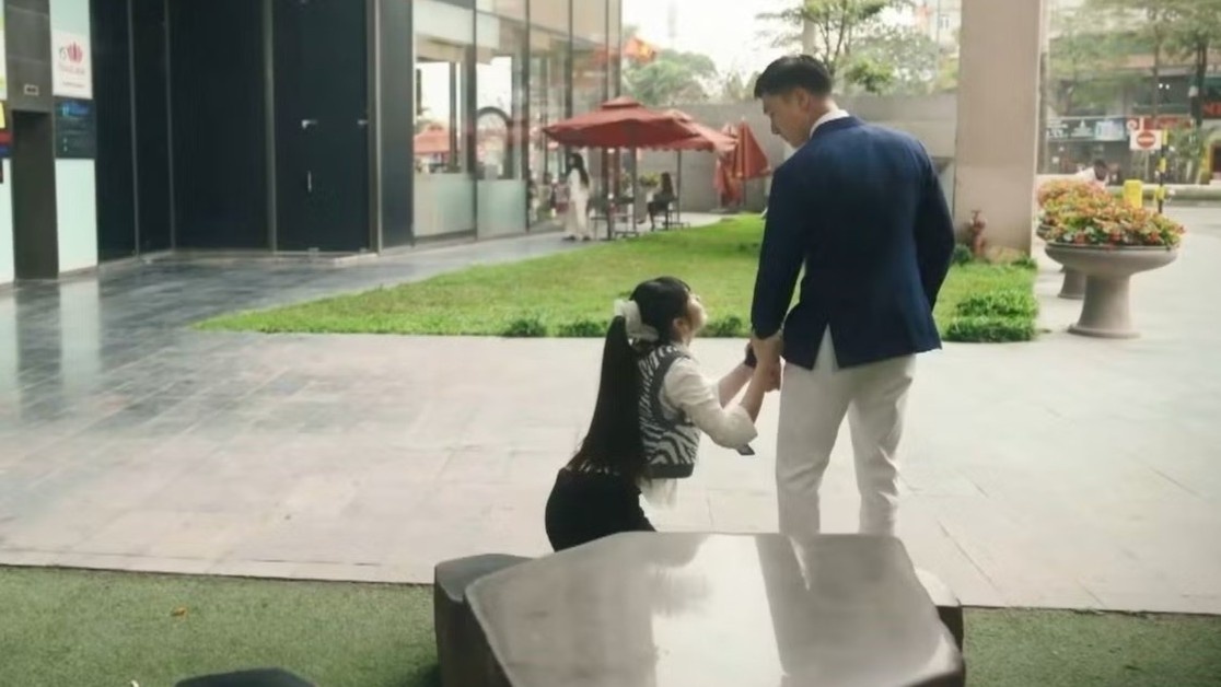 Canh quy lay Manh Truong gay tranh luan hinh anh