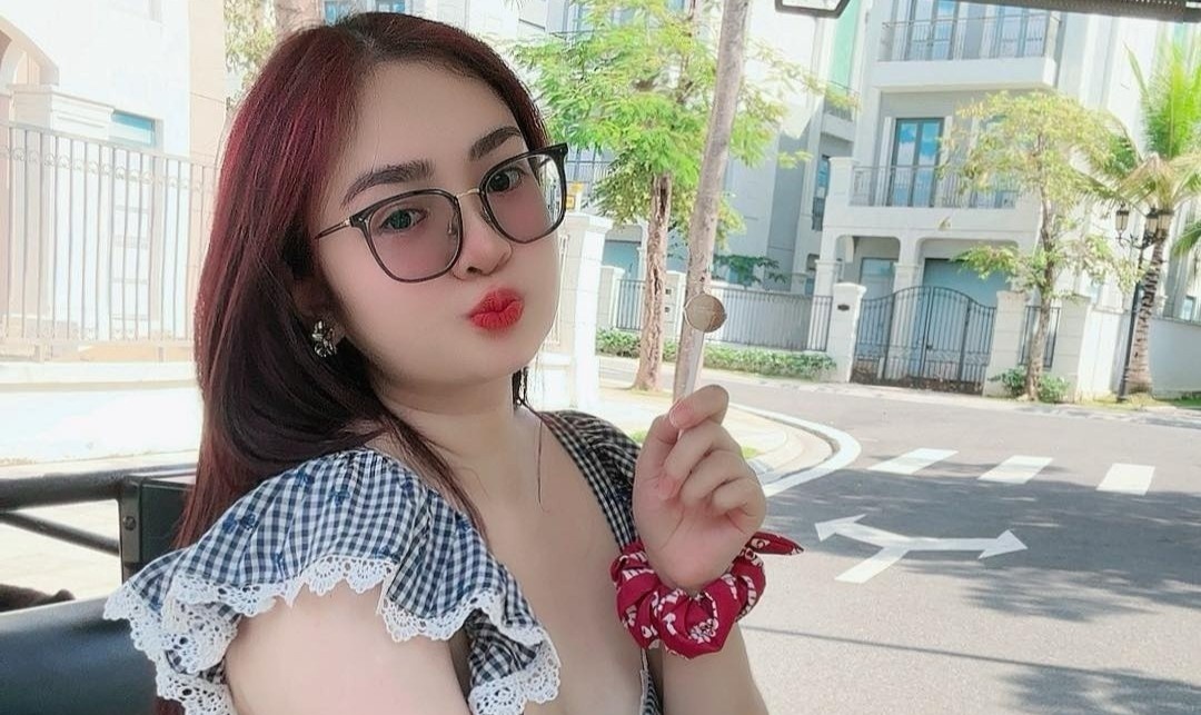 Thien Nhan mac ket giua on ao hinh anh