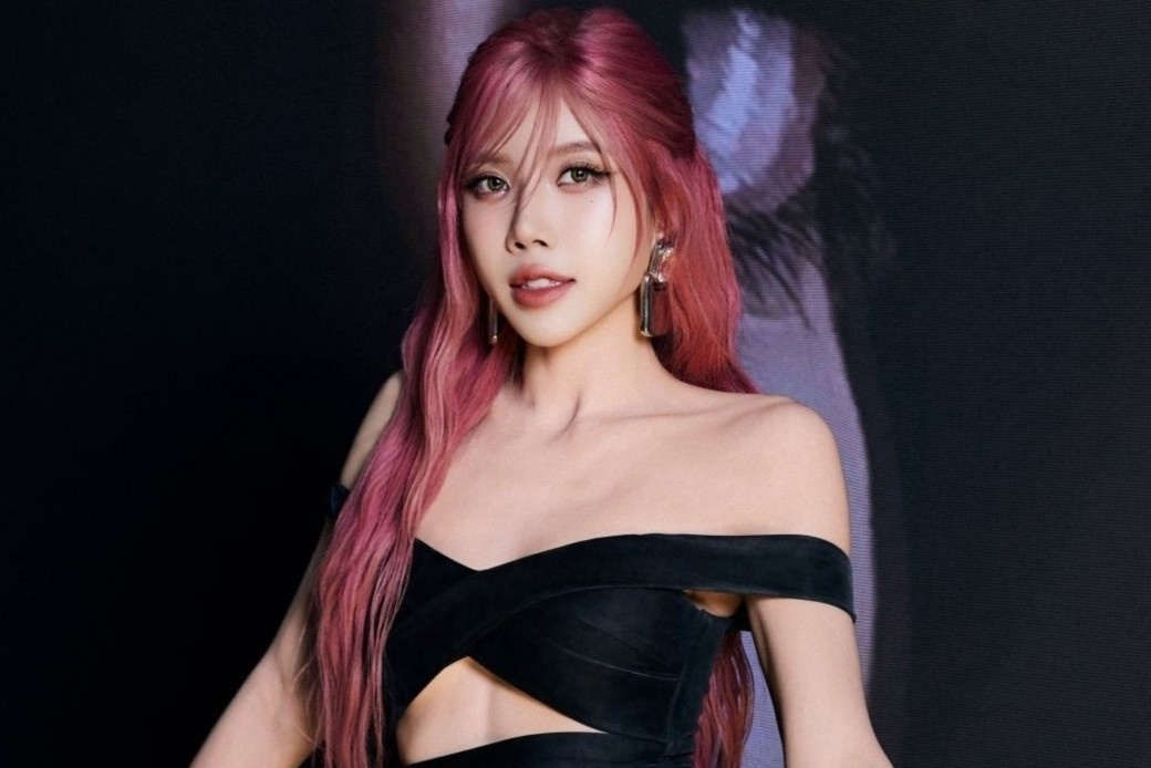 Trang Phap ngay cang dang lo hinh anh