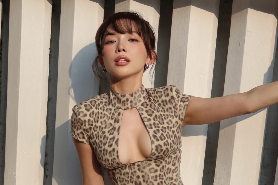 Toc Tien phan ung khi bi noi 'tao net' hinh anh