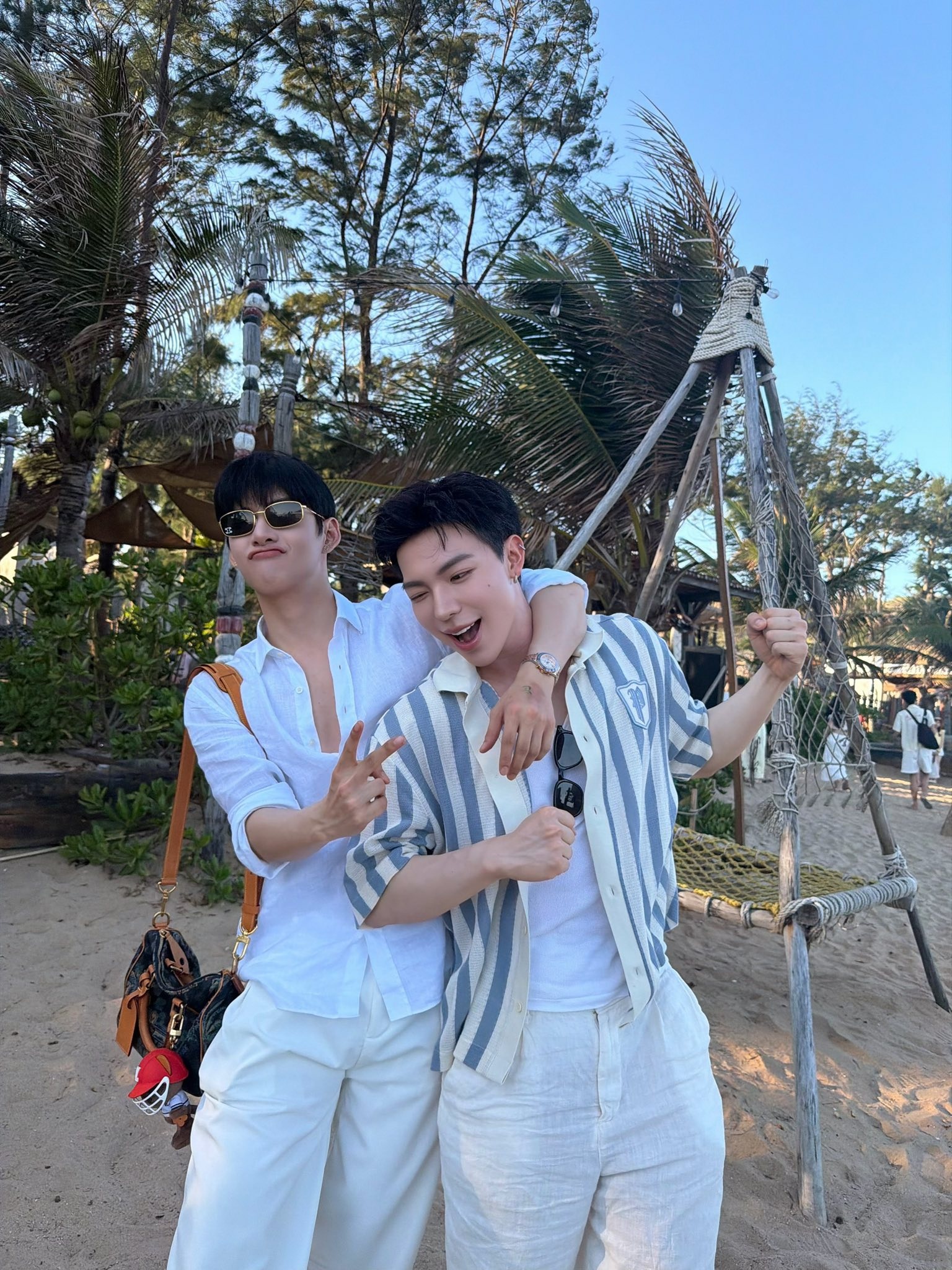 Tu Hao anh 6