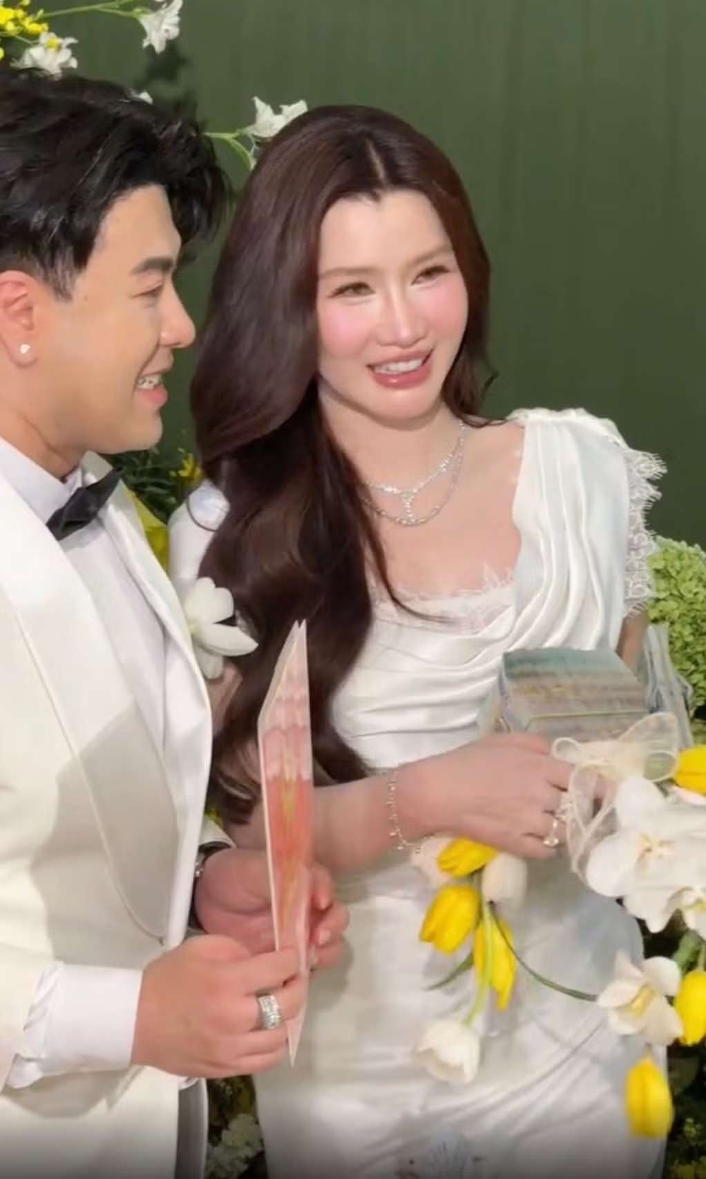 Akira Phan anh 1