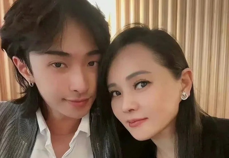 Y Nang Tinh bi chi trich hinh anh