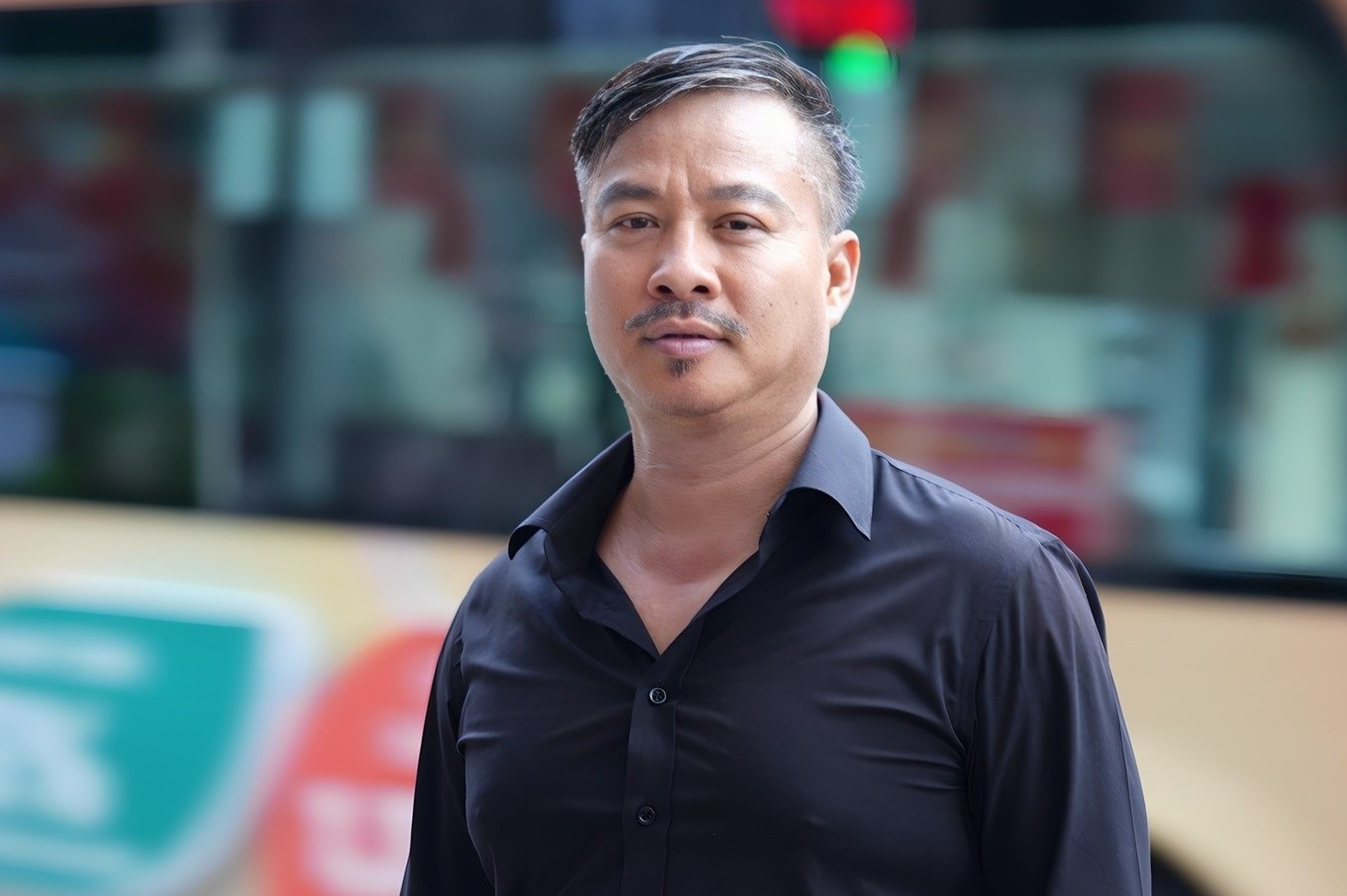Ca si bolero Quang Lap la ai? hinh anh