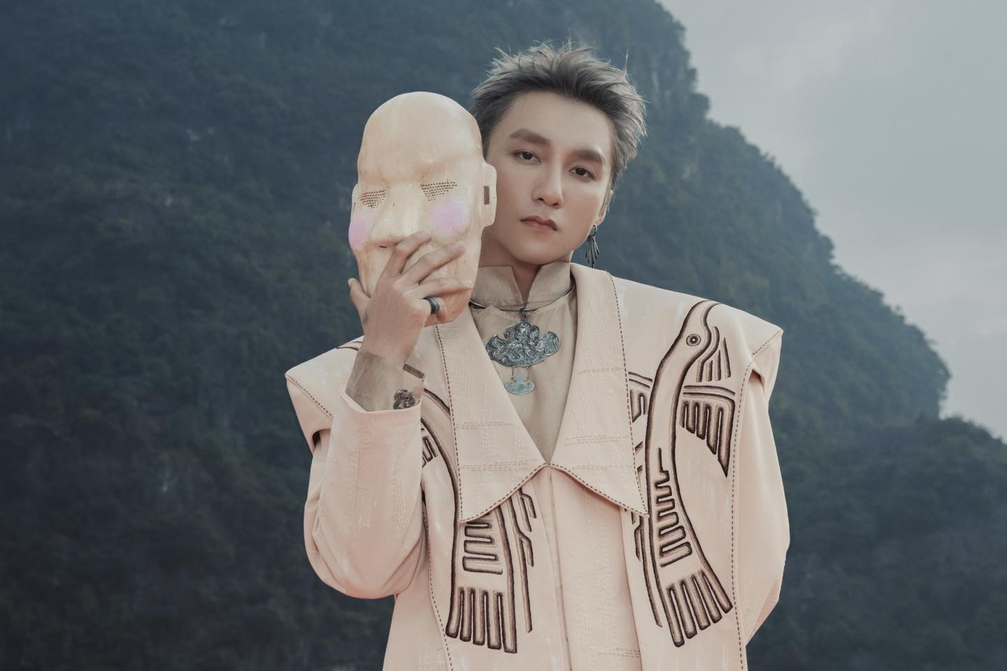 Son Tung anh 1