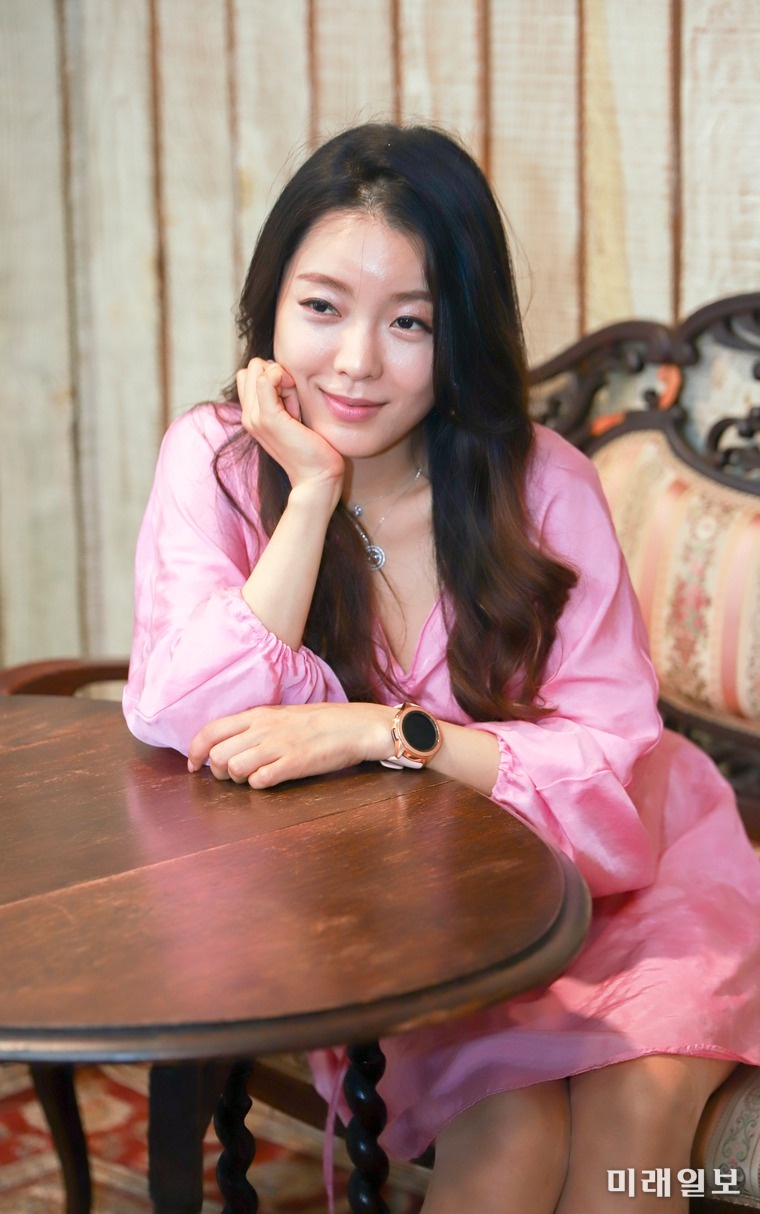 Lee Ja Eun anh 1