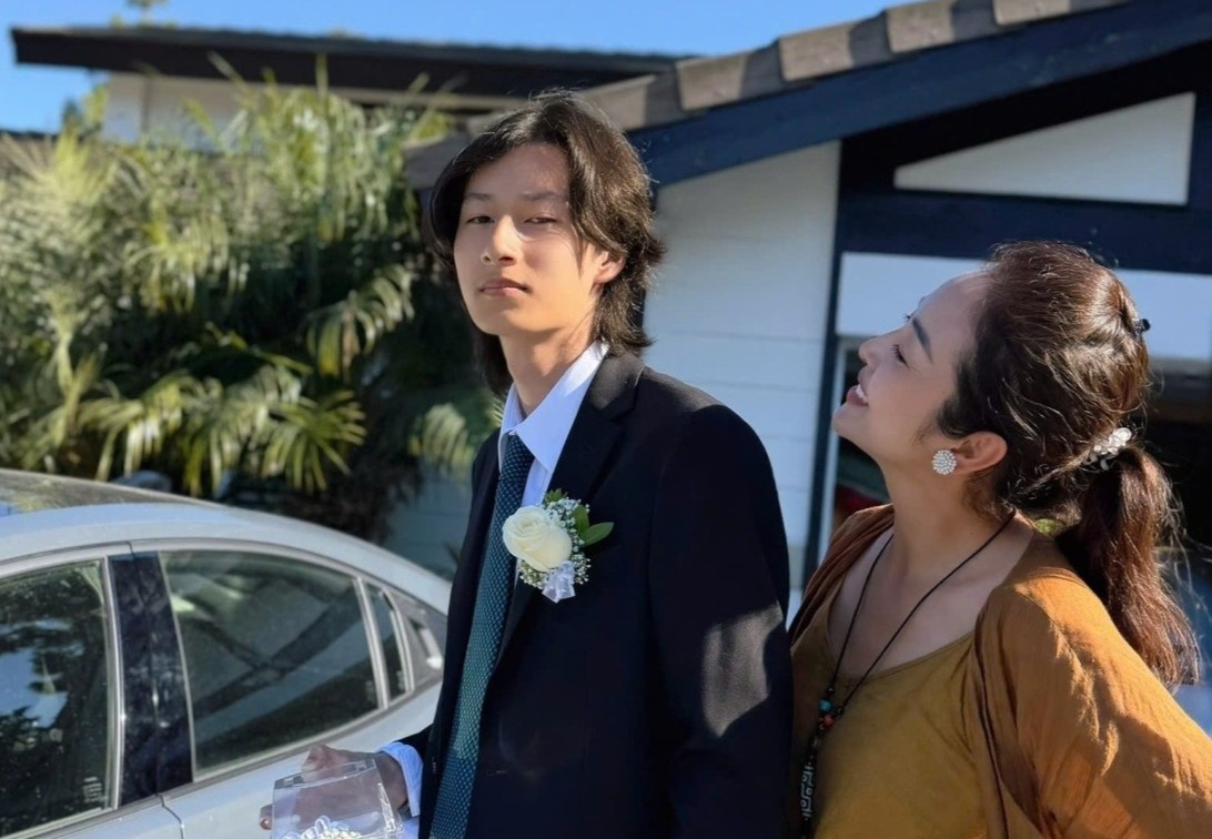 Con trai Jennifer Pham o tuoi 18 hinh anh