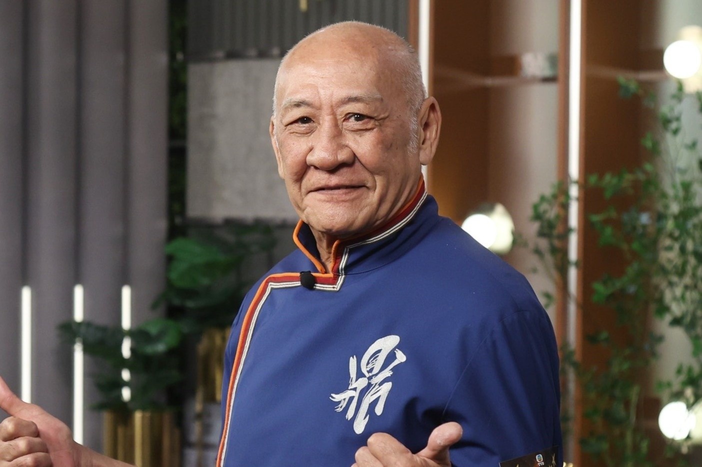 Dien vien TVB chia tay ban gai o tuoi 81 hinh anh